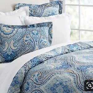 (2) Standard Pottery Barn Pillow Shams Blue Beale